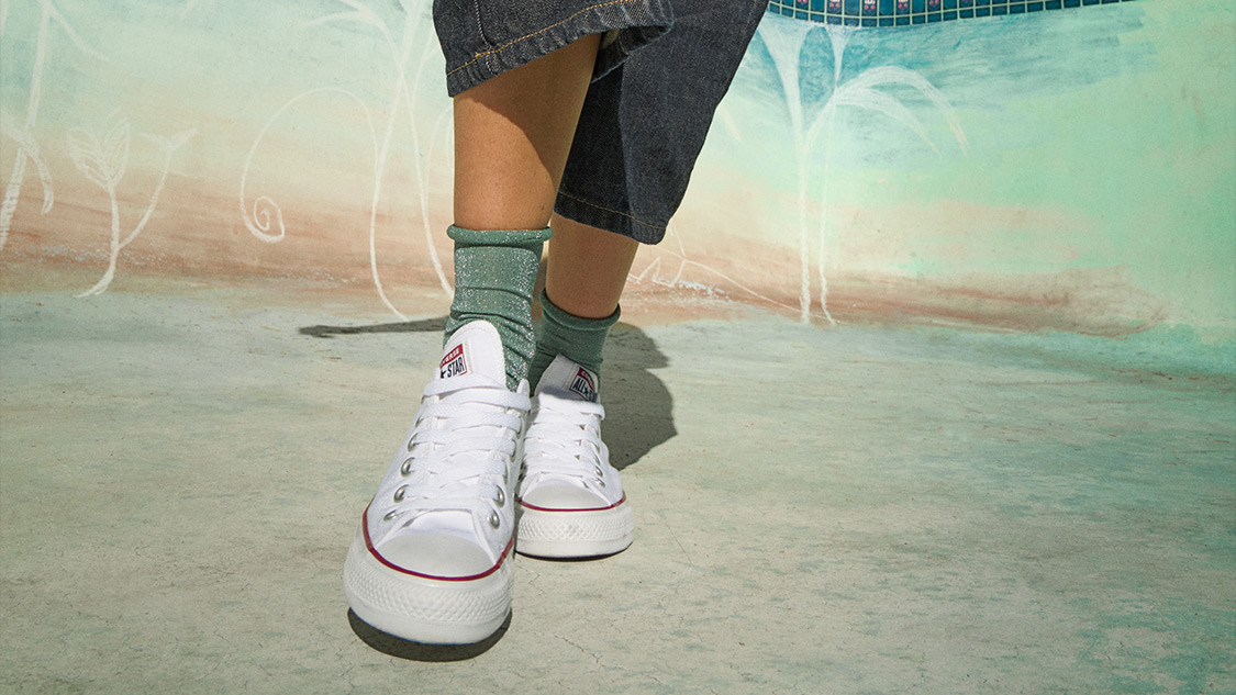 Converse mağazalarından ve www.converse.com.tr’den tek seferde yapılacak peşin veya taksitli 4.000 TL ve üzeri alışverişe 500 TL Worldpuan!